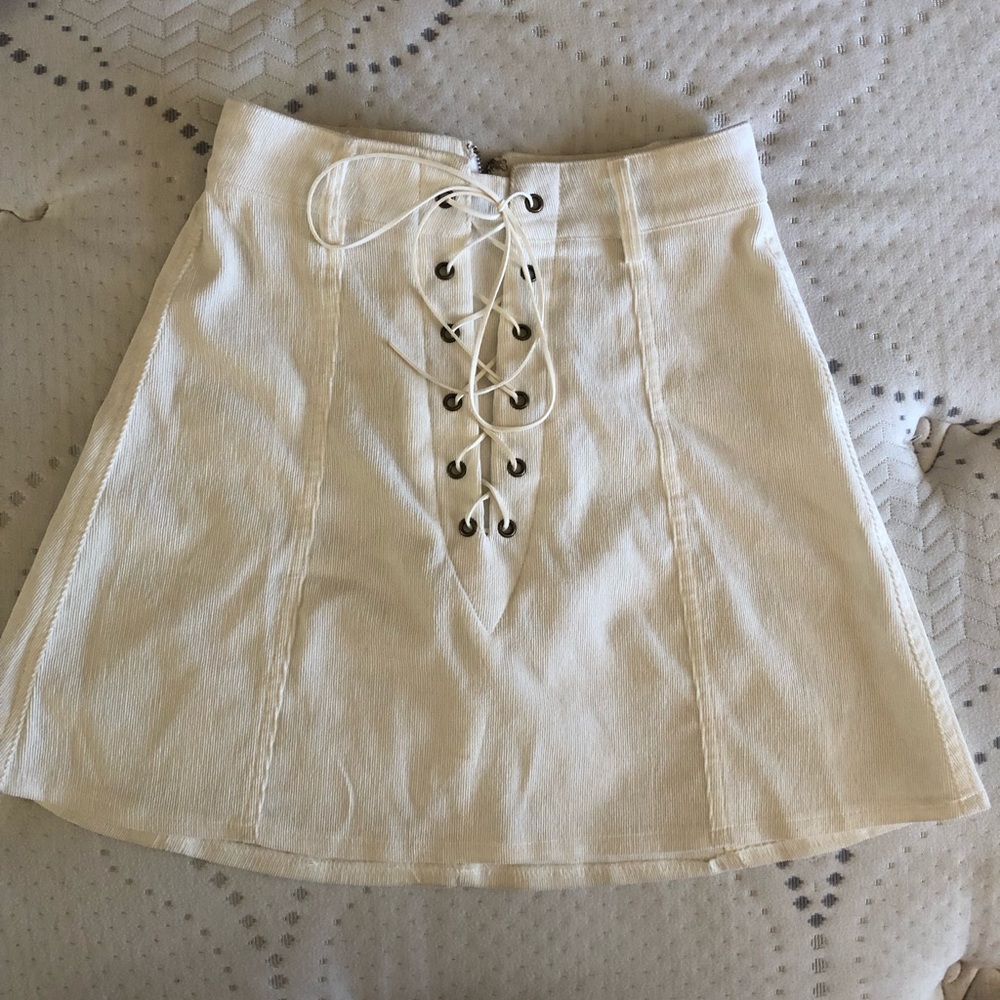 White fox boutique white skirt